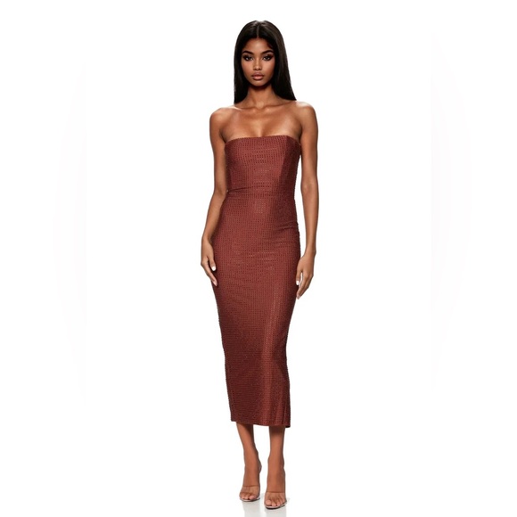 Nookie Dresses & Skirts - NOOKIE ADRIANA MIDI
DRESS - MOCHA